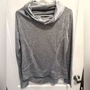 Women’s Athletic Pullover